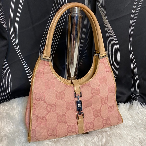 Gucci Handbags - Vintage pink Gucci Jackie bag
